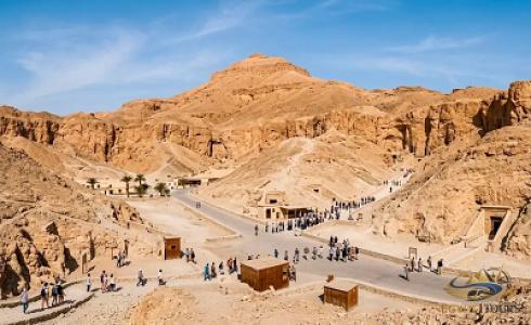 Valley of the Kings vs Karnak Temple: Which to Visit First?